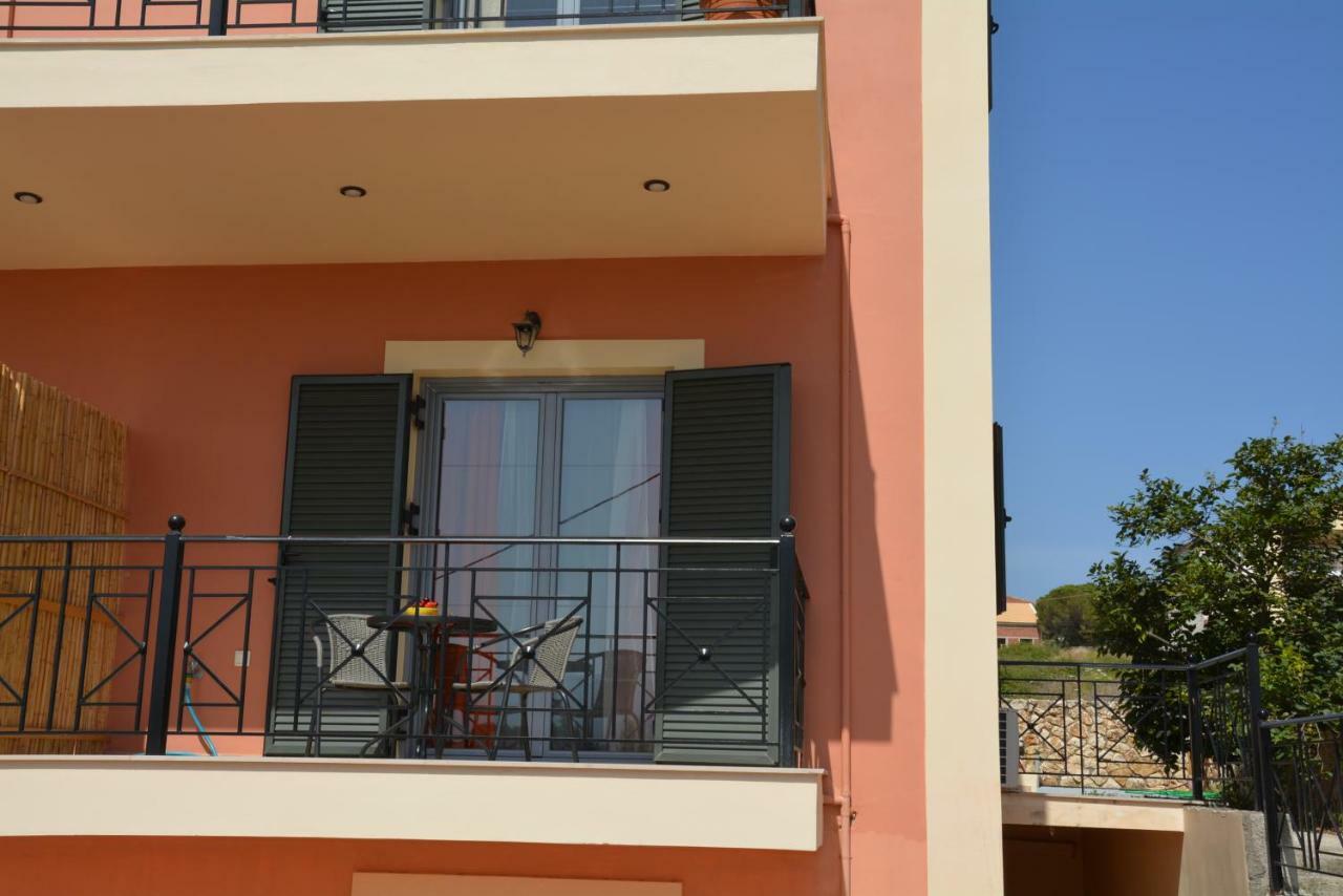 Lotus Sea View Studio Apartment 2 Ліксурі Екстер'єр фото