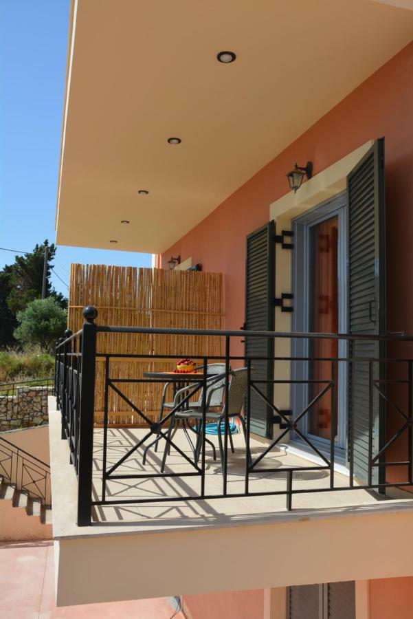 Lotus Sea View Studio Apartment 2 Ліксурі Екстер'єр фото
