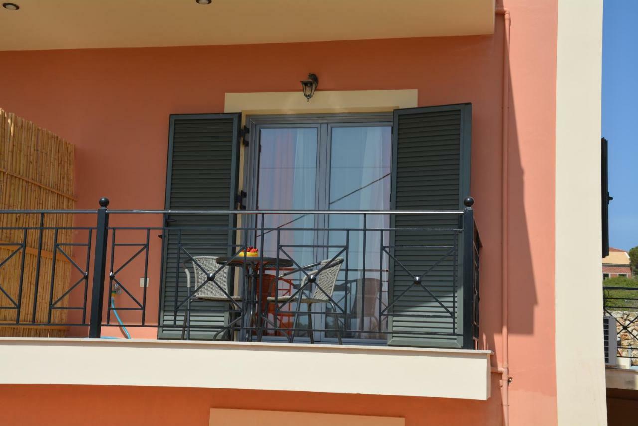 Lotus Sea View Studio Apartment 2 Ліксурі Екстер'єр фото