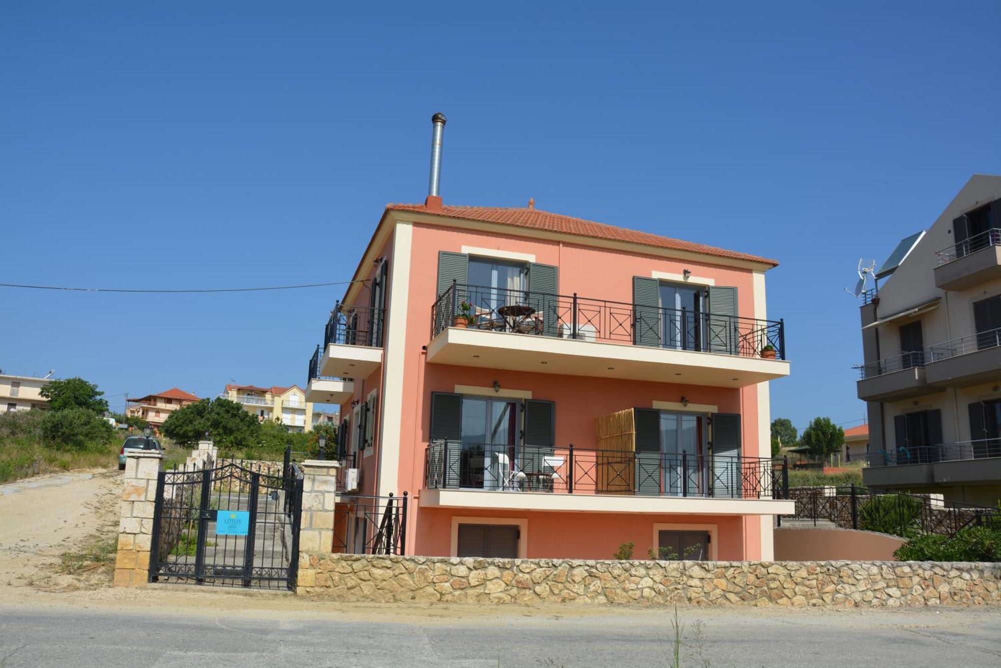 Lotus Sea View Studio Apartment 2 Ліксурі Екстер'єр фото