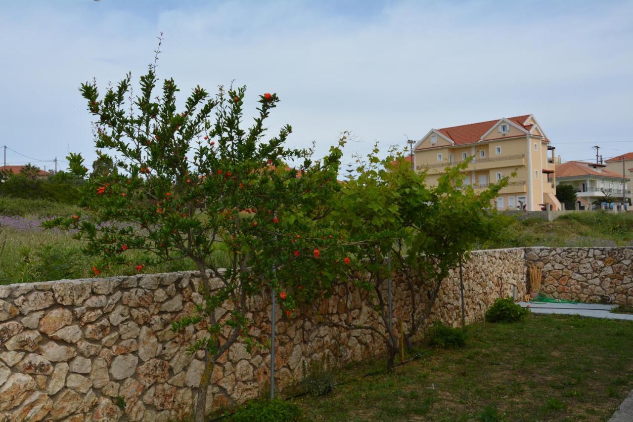 Lotus Sea View Studio Apartment 2 Ліксурі Екстер'єр фото